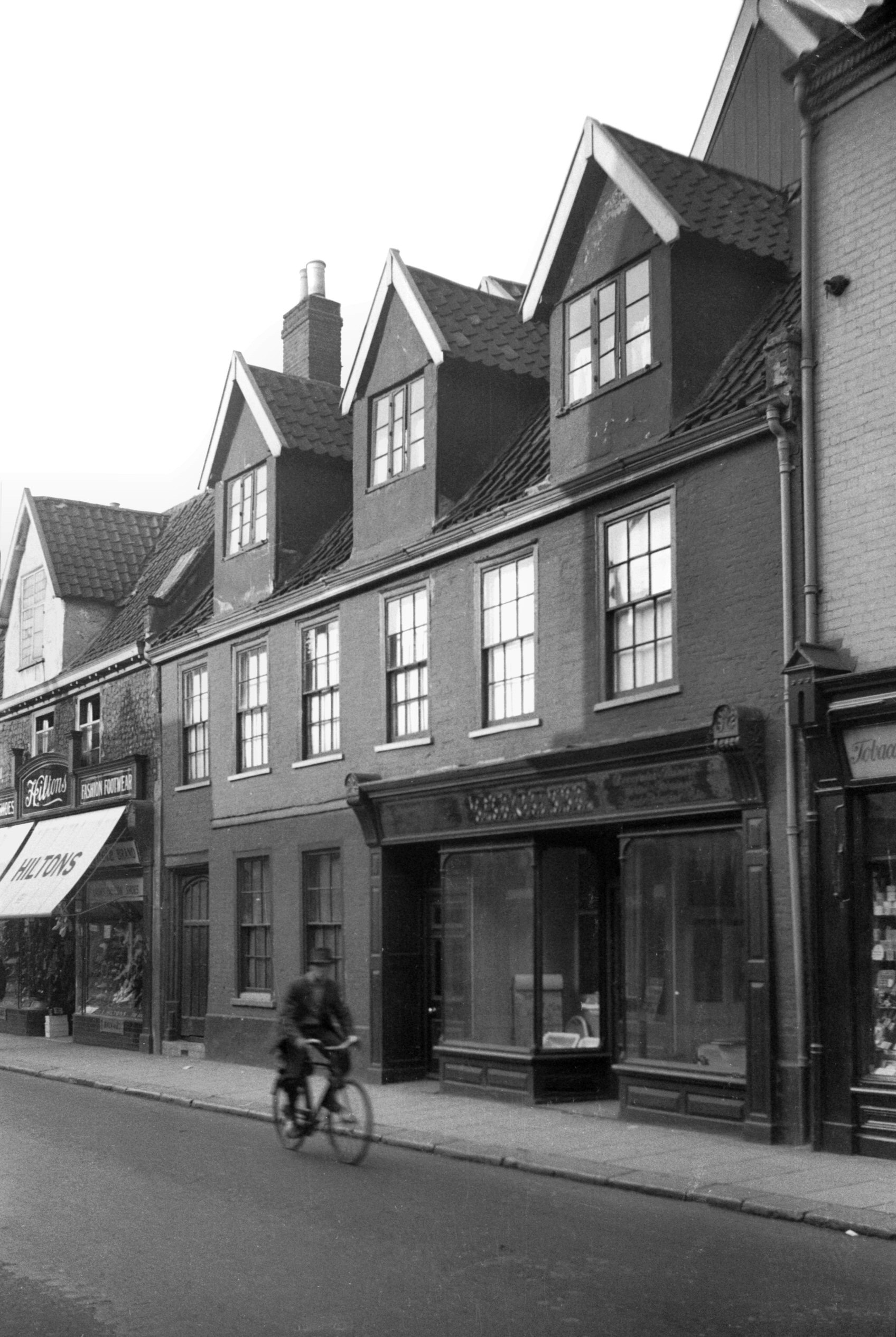 Magdalen Street to Mansfield Lane